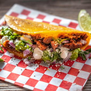 Queso Tacos
